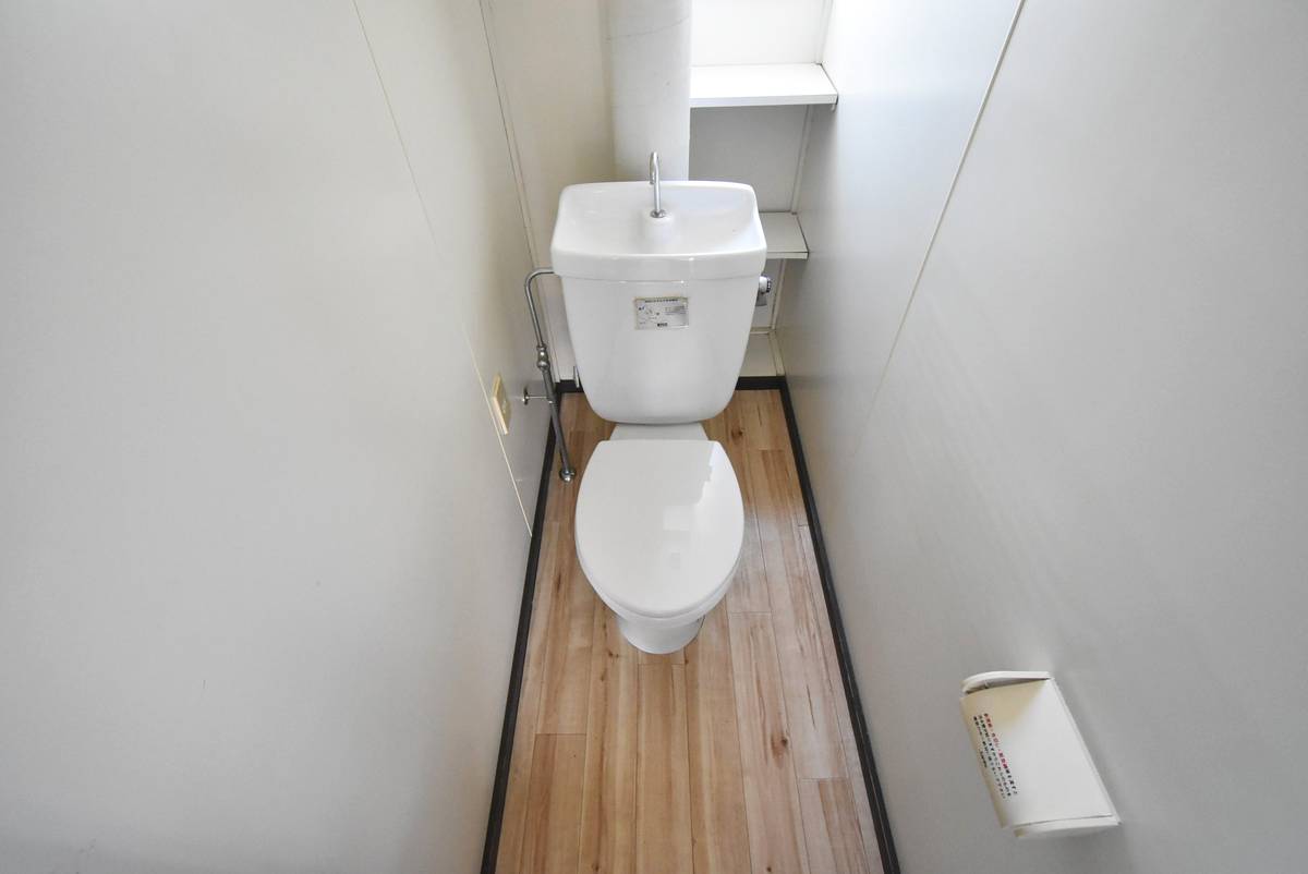 Nhà vệ sinh của Village House Uozu Kita ở Uozu-shi