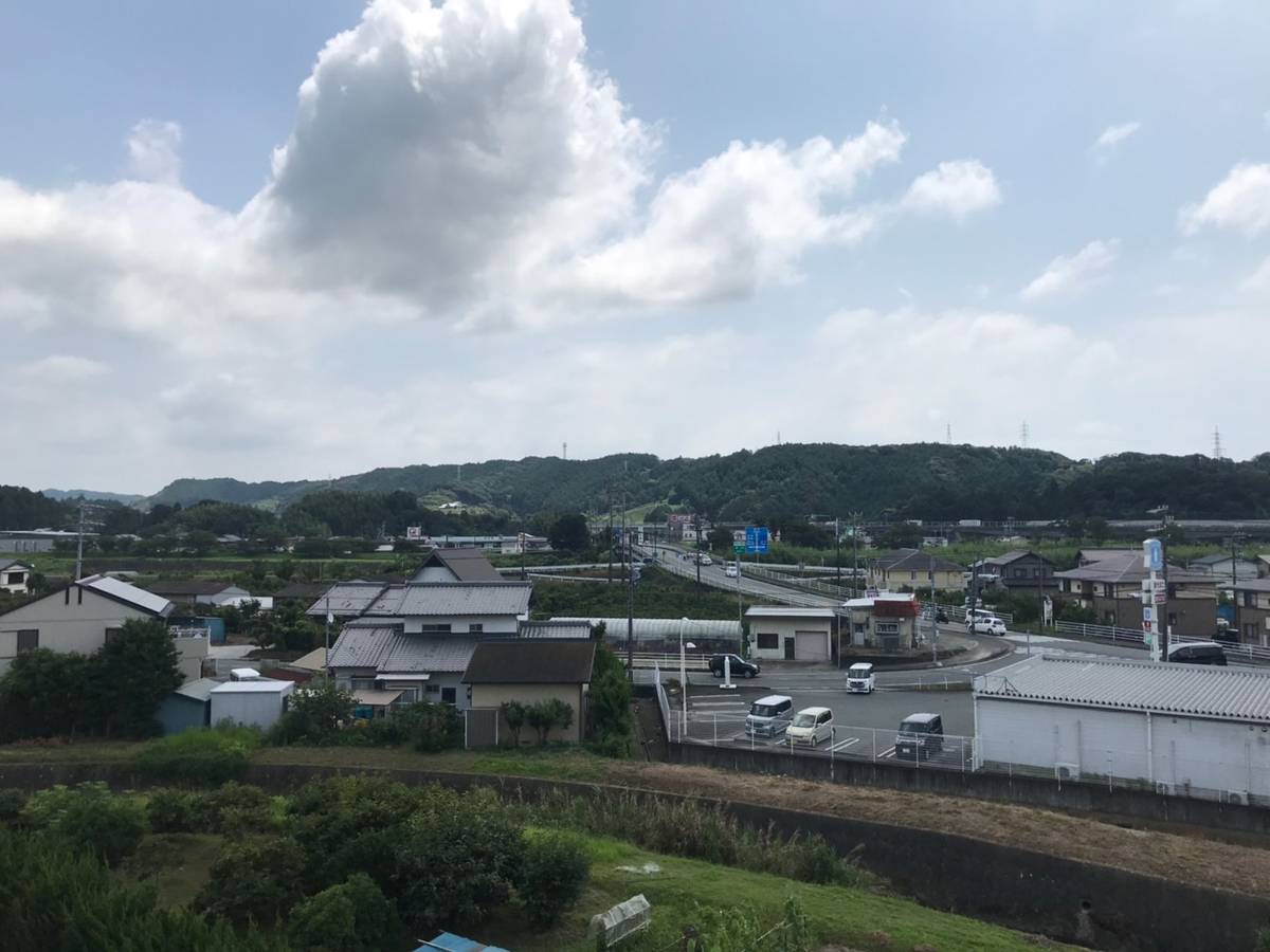Tầm nhìn từ Village House Mori ở Shuuchi-gun