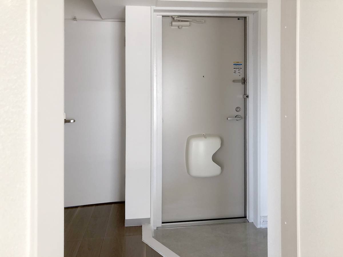 Pintu Masuk Apartemen di Village House Kashima di Kashima-gun