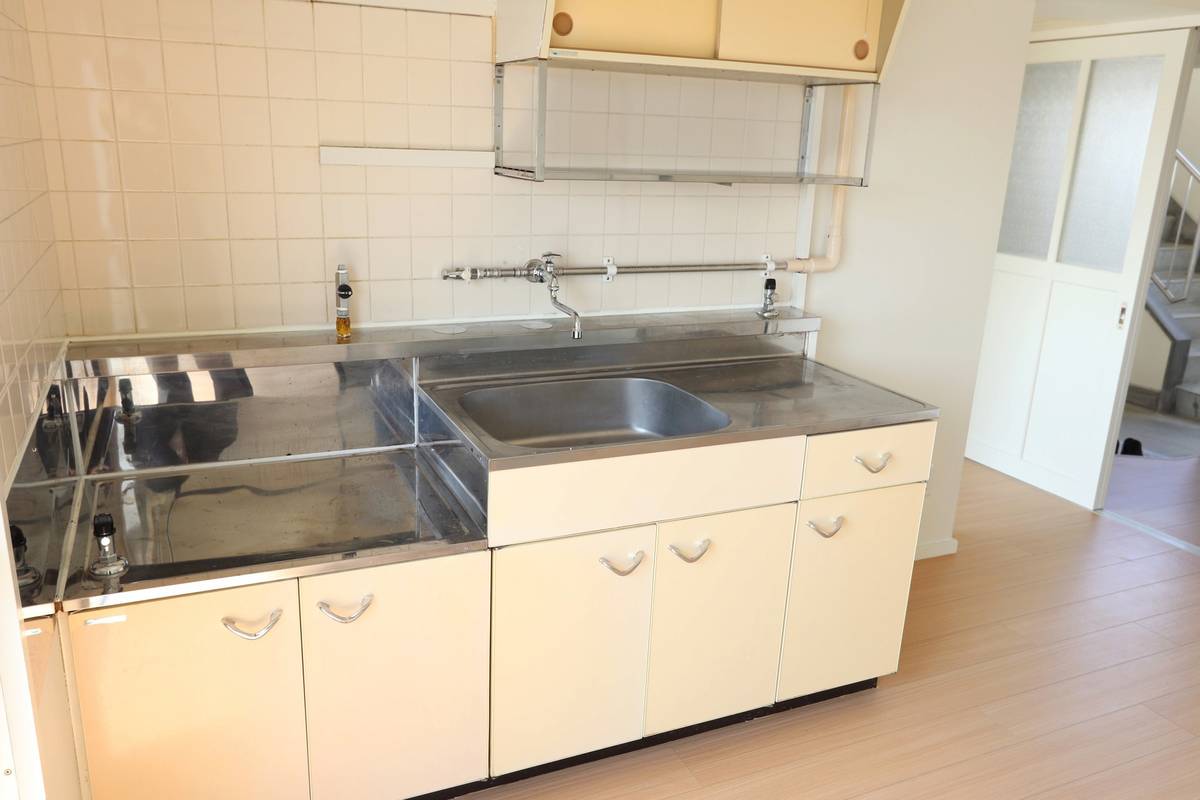 Khu vực bếp của Village House Kashima ở Kashima-gun