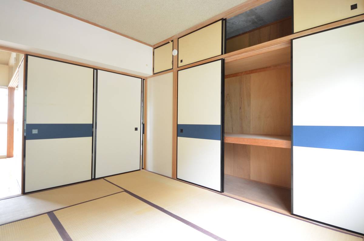 Storage Space in Village House Noumi in Hakui-gun