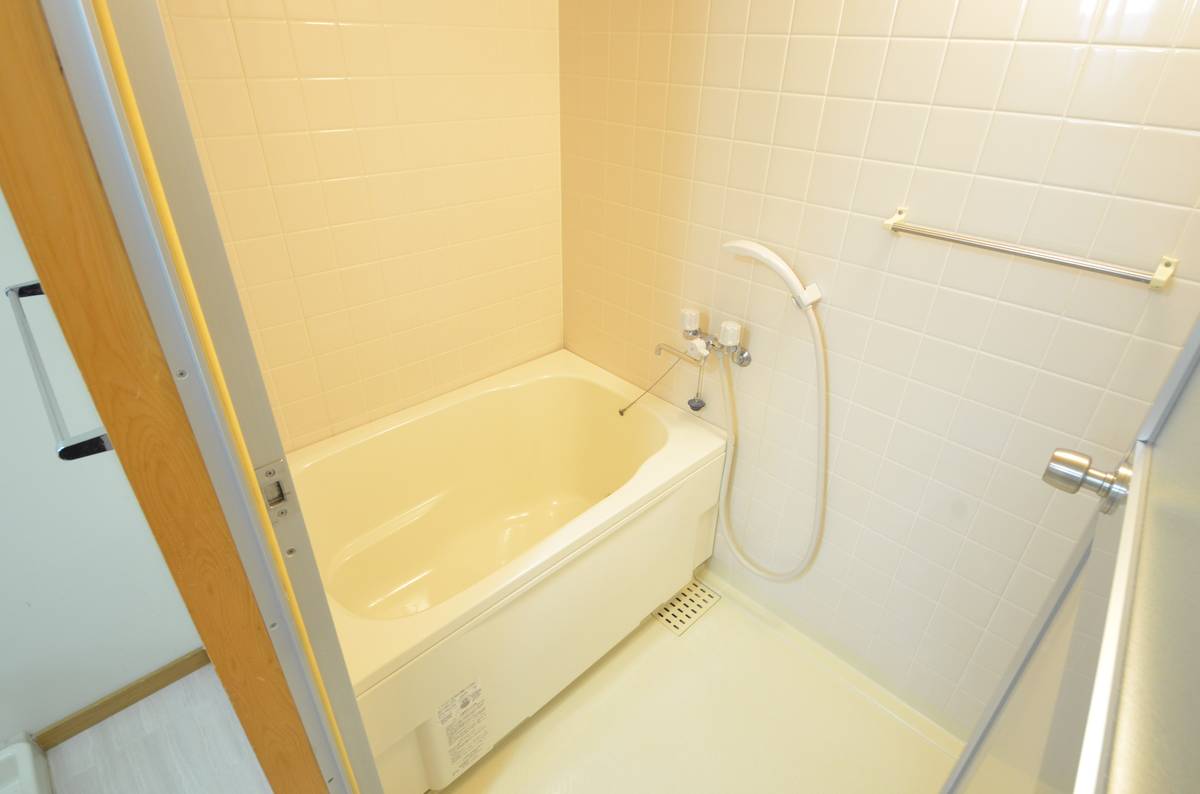 Banheira de Village House Kanazawa Tower em Kanazawa-shi