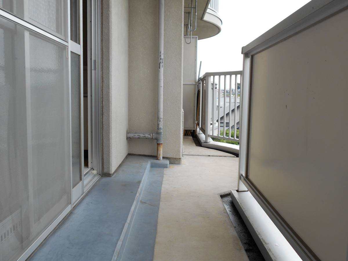 可児市ビレッジハウス大池のバルコニー
