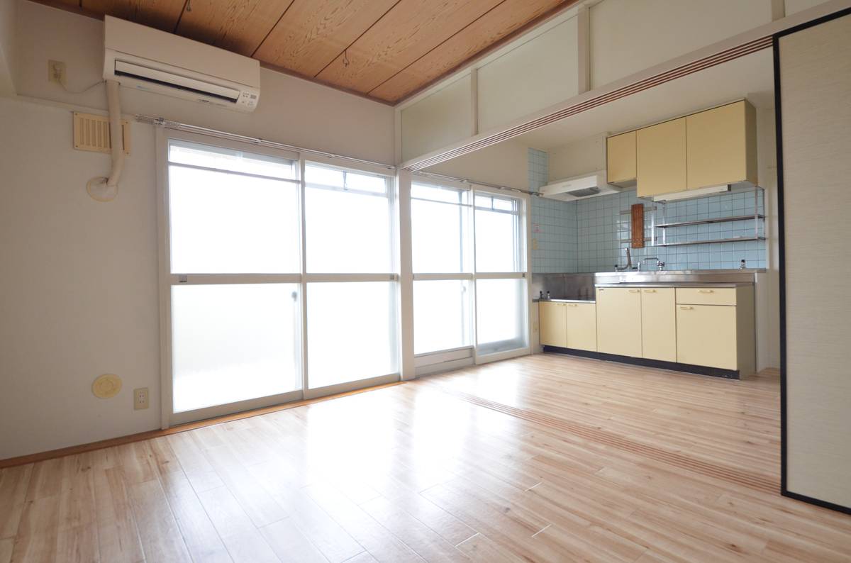 Phòng khách của Village House Tsubame ở Tsubame-shi