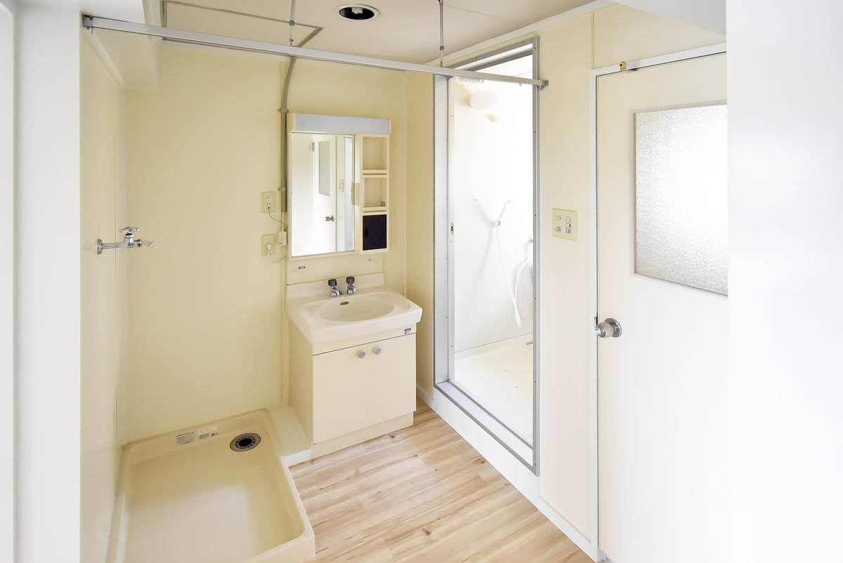 Toyama-shi मा Village House Nishihongou मा पाउडर रूम