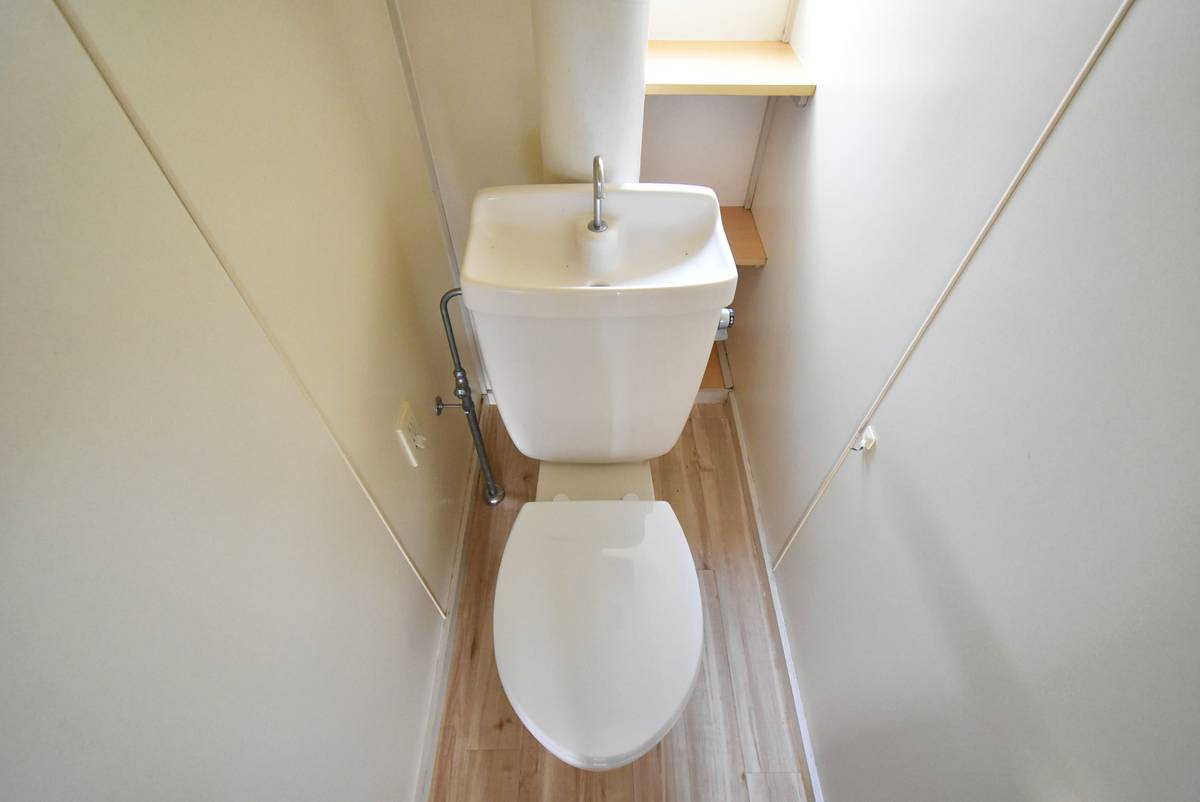 Nhà vệ sinh của Village House Nishihongou ở Toyama-shi