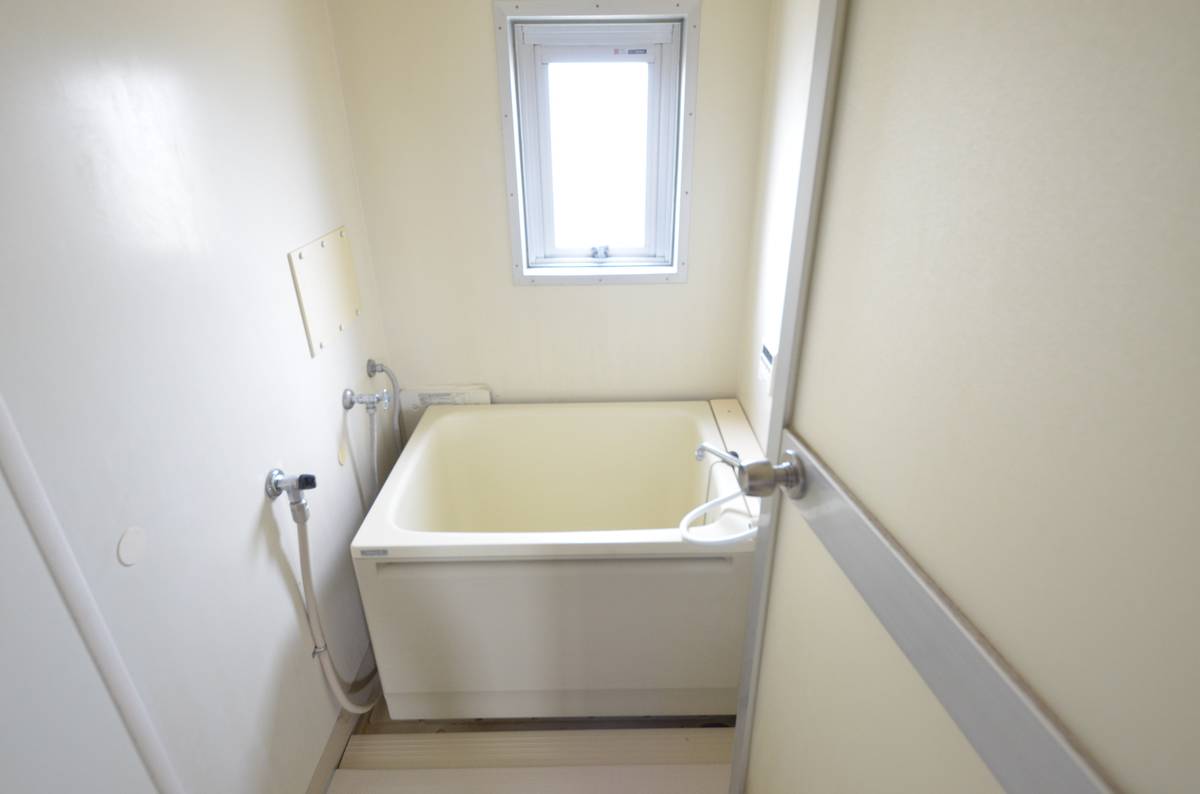 白山市ビレッジハウス成町のバス