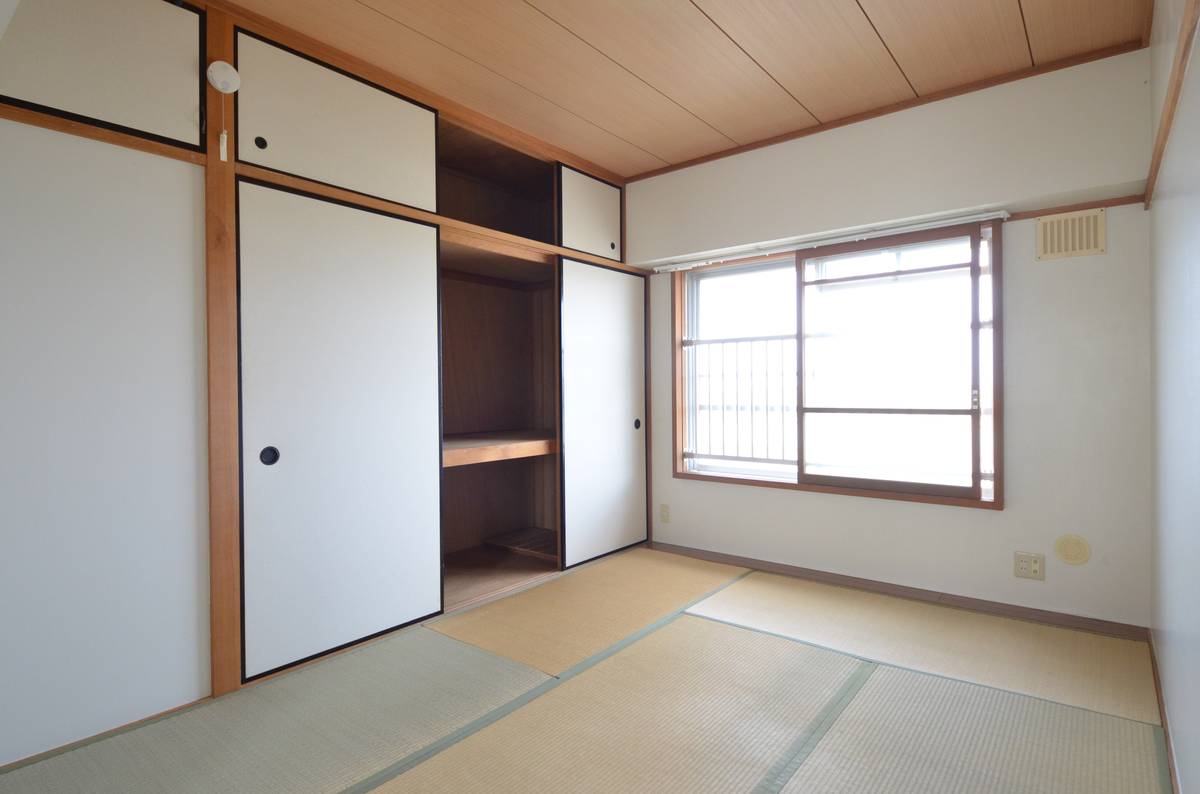 白山市ビレッジハウス成町の収納