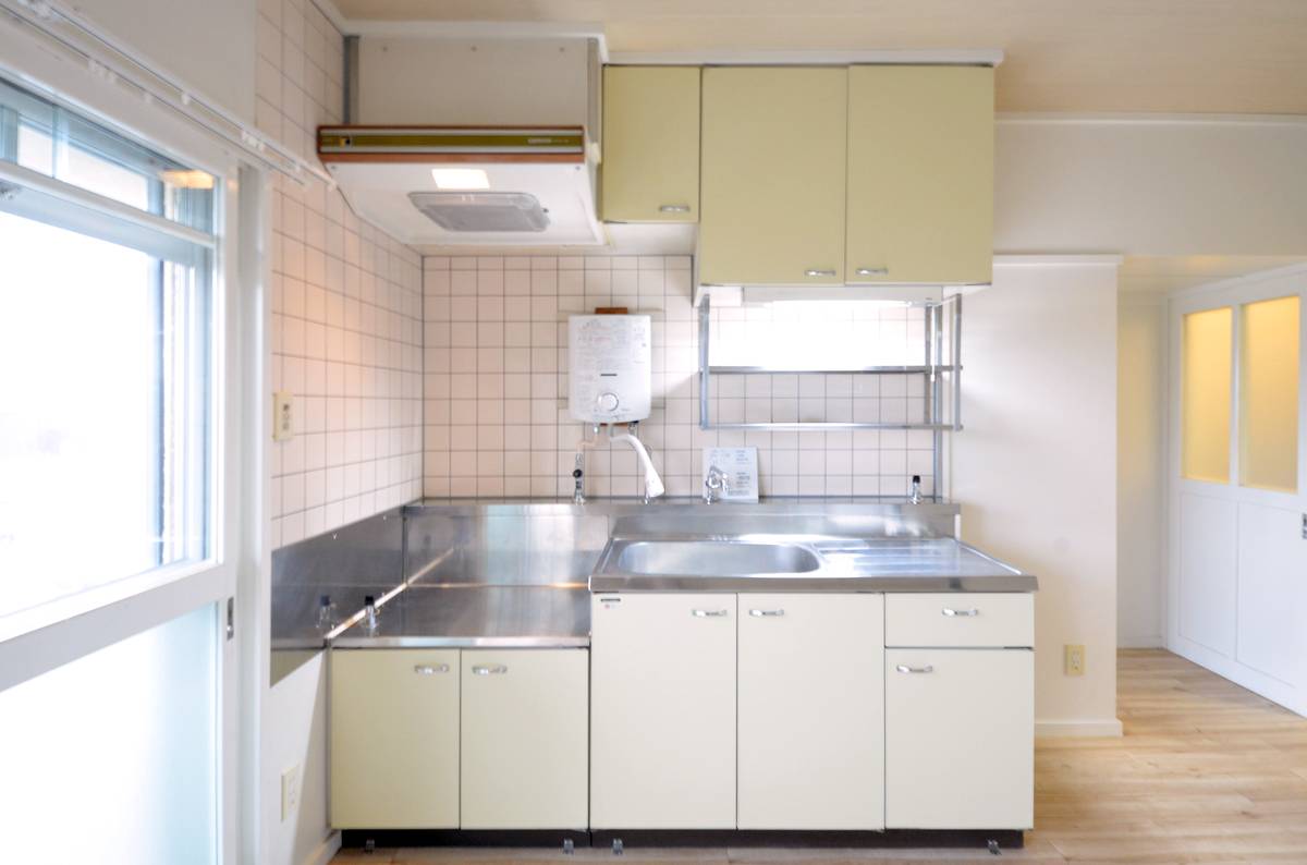 白山市ビレッジハウス成町のキッチン