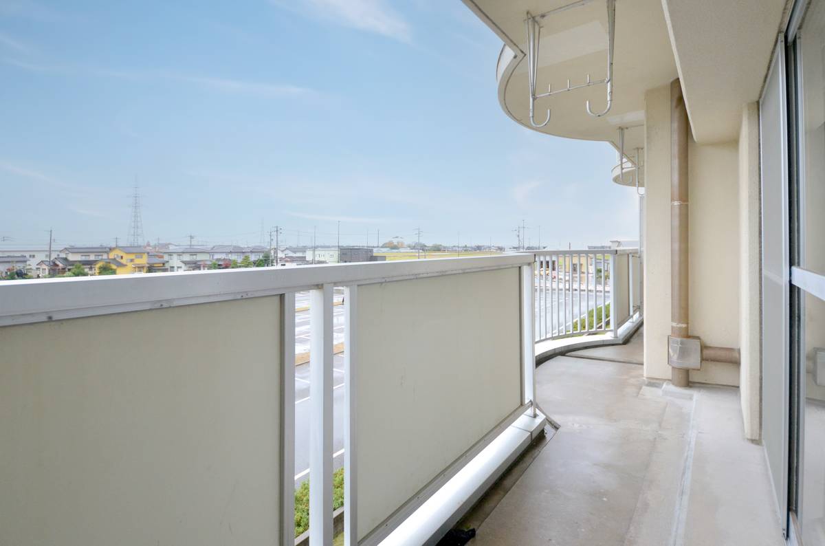 白山市ビレッジハウス成町のバルコニー