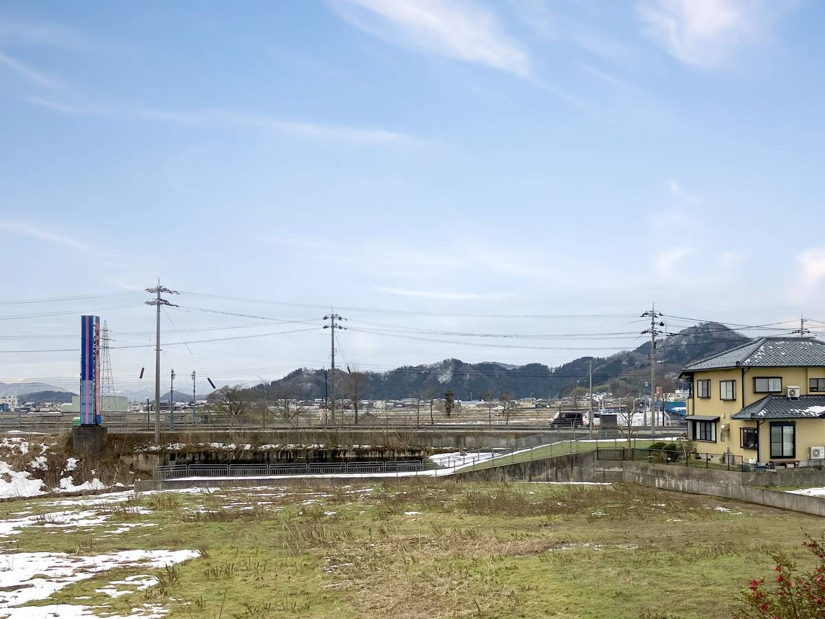 Tầm nhìn từ Village House Asahi ở Nyuu-gun