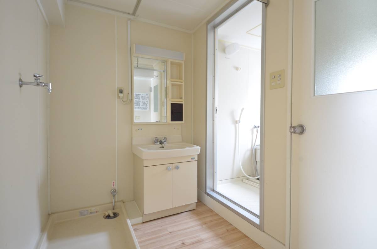 妙高市ビレッジハウスひだのもりの洗面所