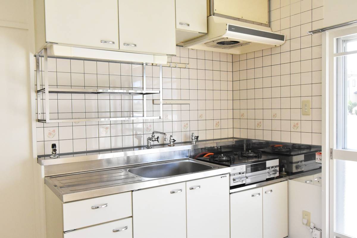 村上市ビレッジハウス村上のキッチン