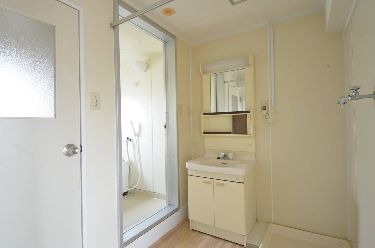 村上市ビレッジハウス村上の洗面所