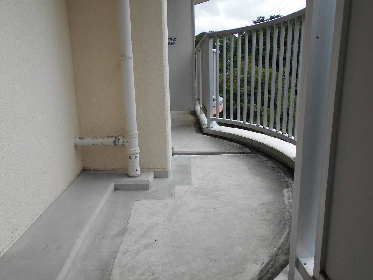 志摩市ビレッジハウス磯部のバルコニー