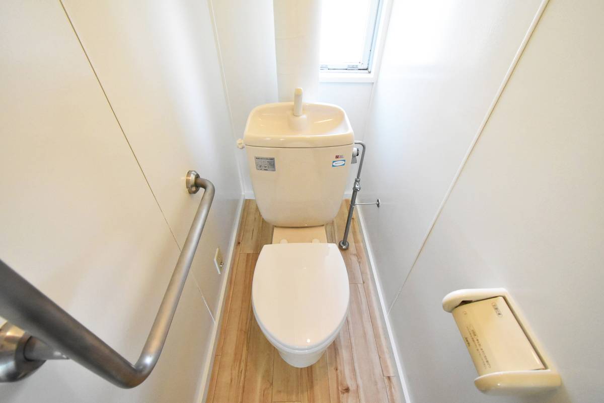 Toilet di Village House Wakaba di Ojiya-shi