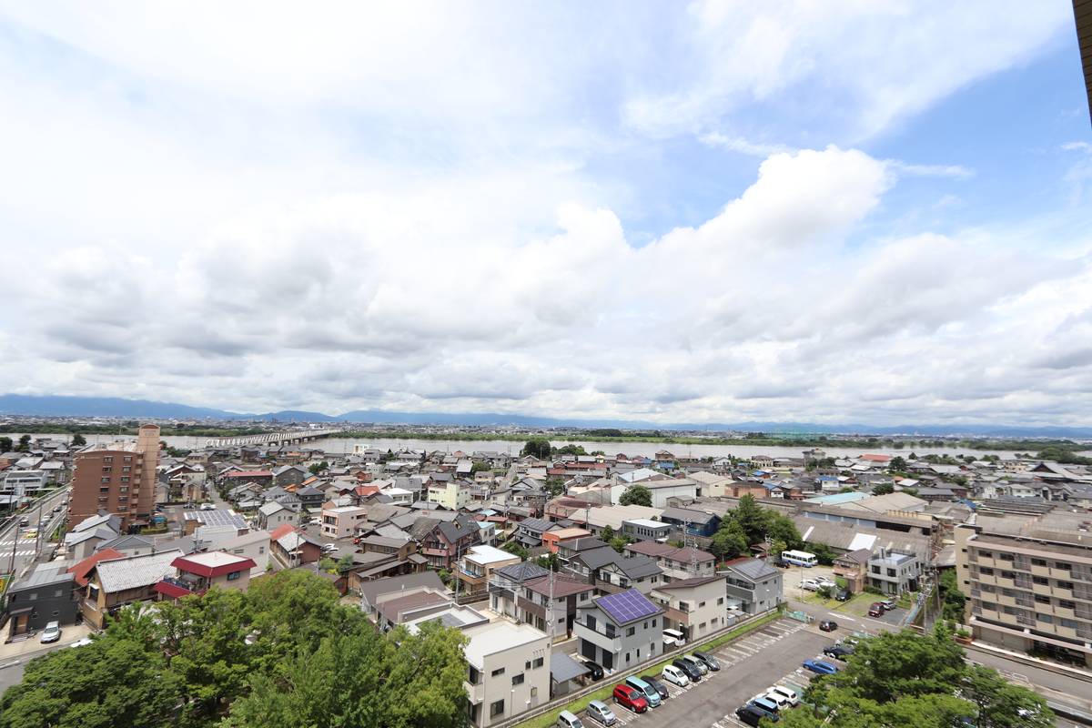 Tầm nhìn từ Village House Ichinomiya Tower ở Ichinomiya-shi