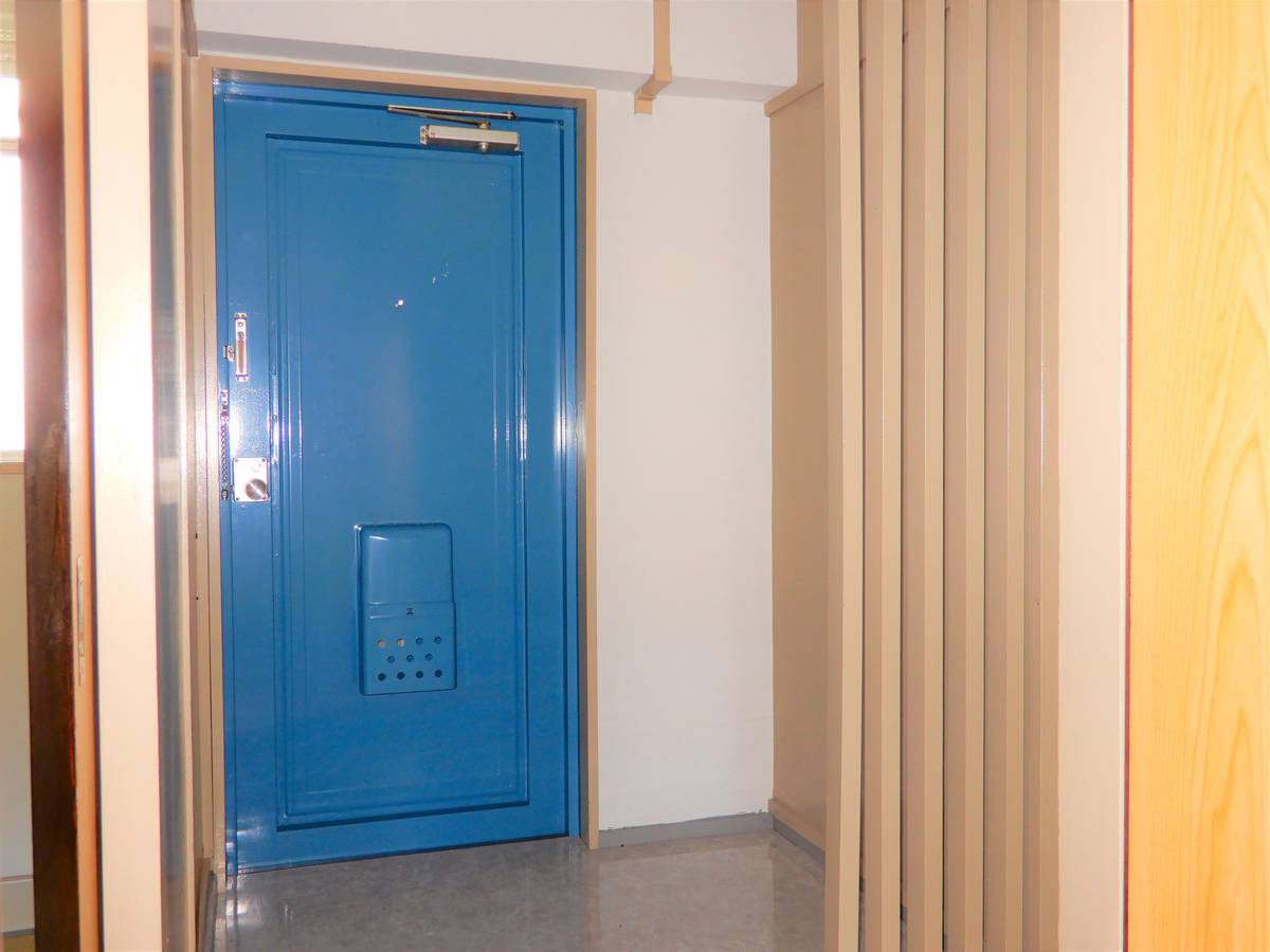 Apartment Entrance in Village House Seta in Otsu-shi