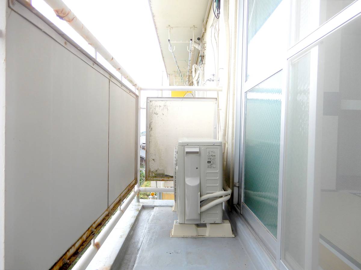 Nagahama-shi ရှိ Village House Kada ၏ ၀ရန်တာ