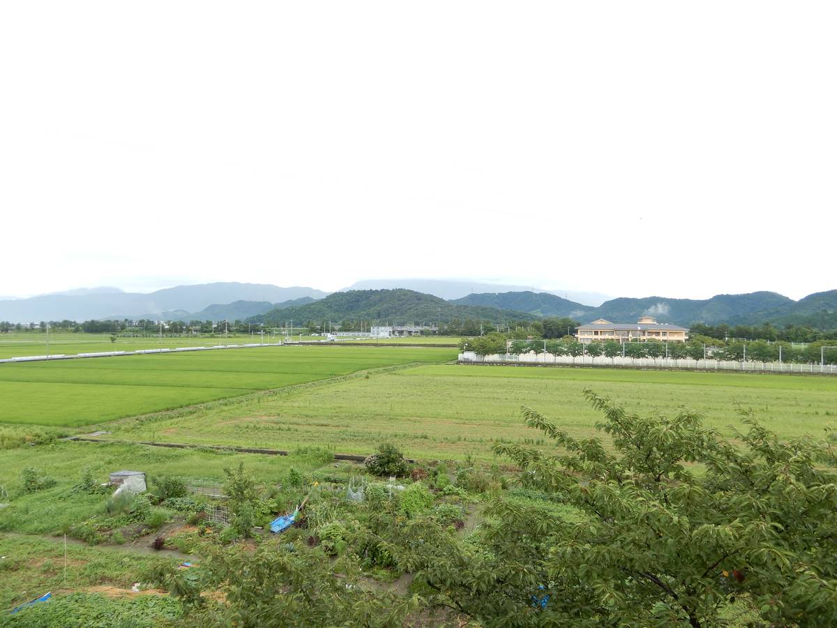 Tầm nhìn từ Village House Kada ở Nagahama-shi