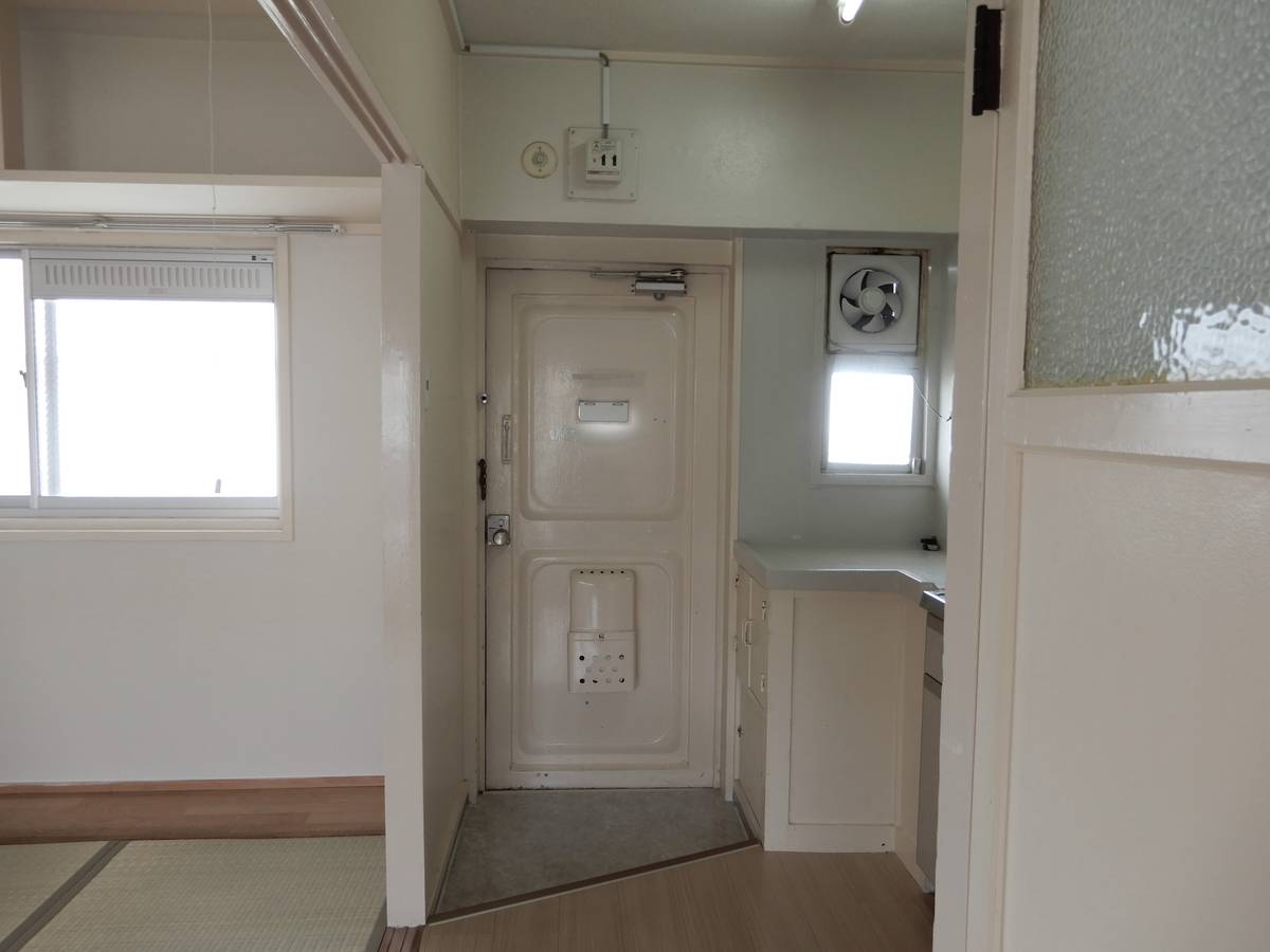 Apartment Entrance in Village House Kada in Nagahama-shi