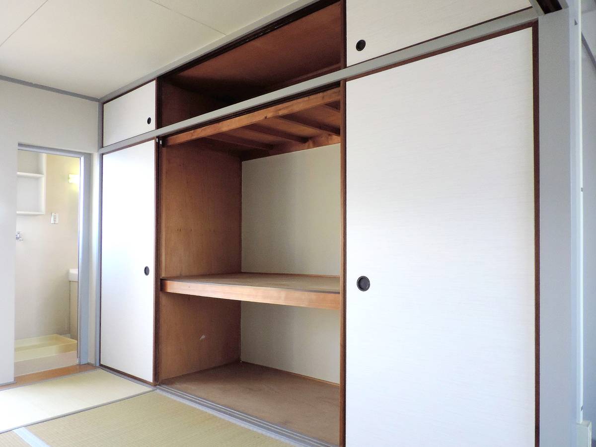 Higashiosaka-shi ရှိ Village House Kusaka ၏ ပစ္စည်းထားရန်နေရာ