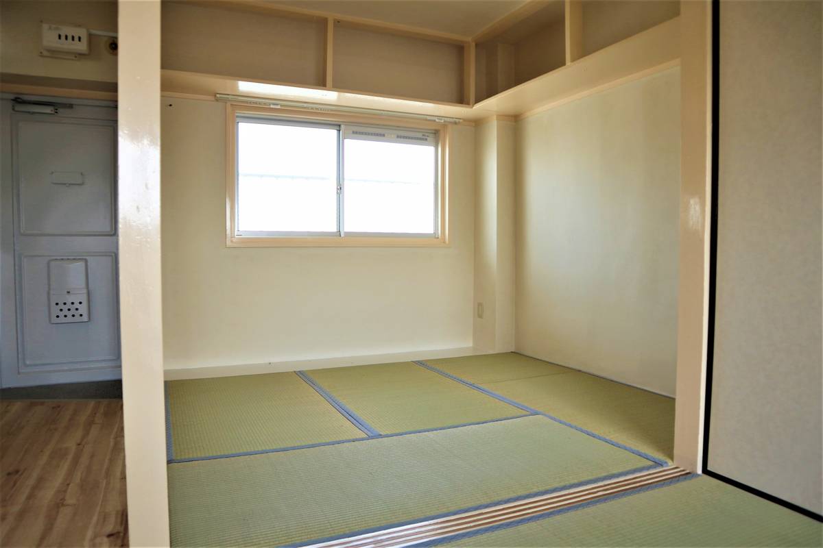 Bedroom in Village House Oihara in Yao-shi
