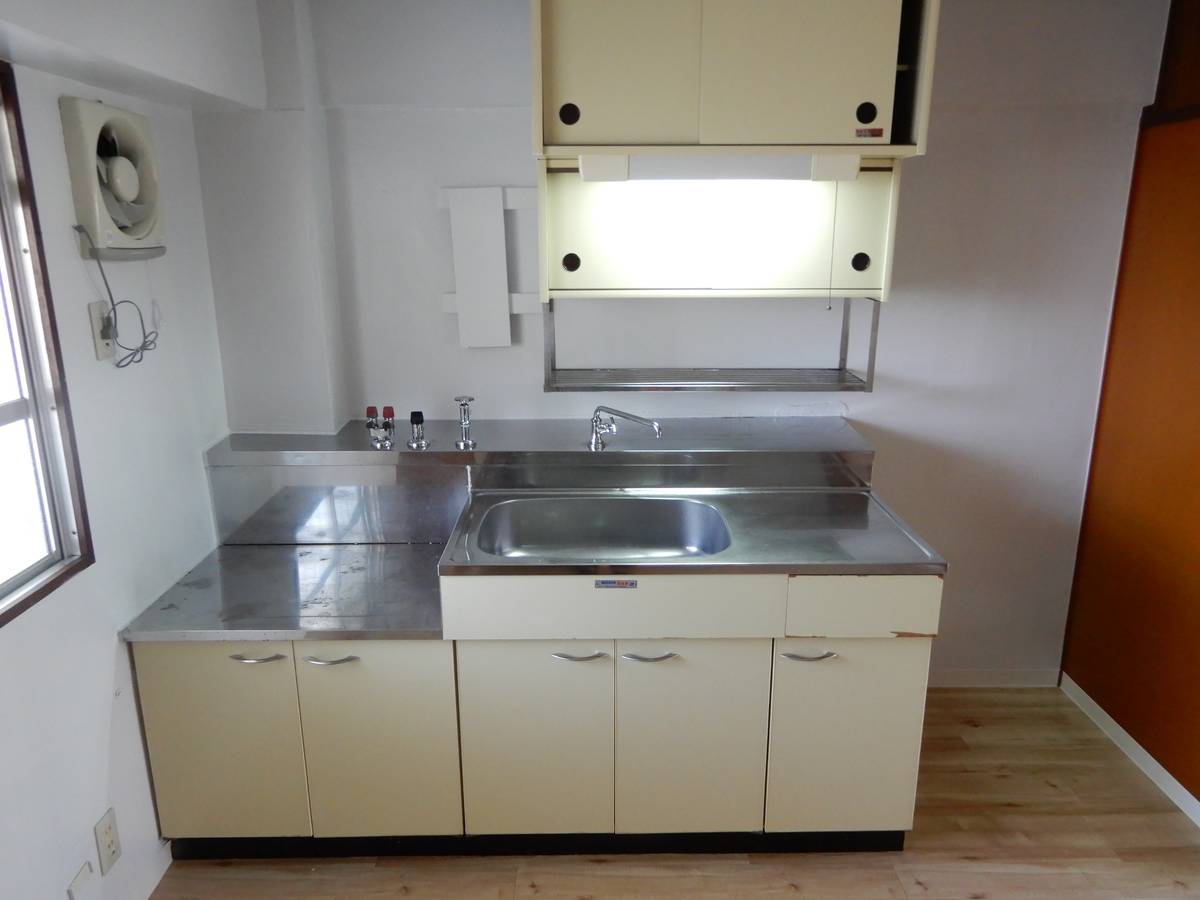 Izumi-shi ရှိ Village House Fuseya ၏ မီးဖိုချောင်