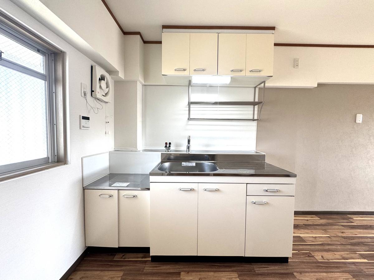 Izumi-shi ရှိ Village House Kuzunoha ၏ မီးဖိုချောင်