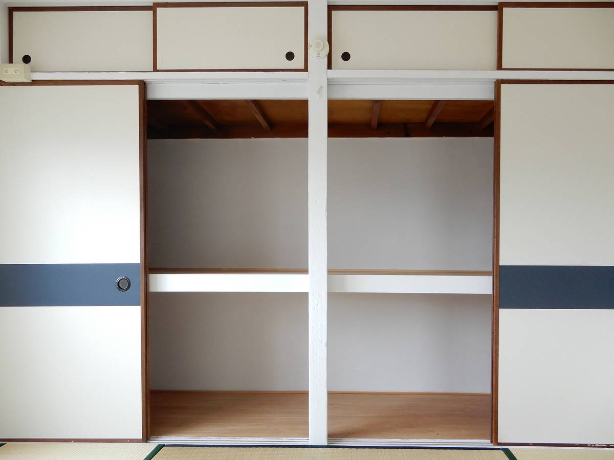 Storage Space in Village House Hozenji in Kashiwara-shi