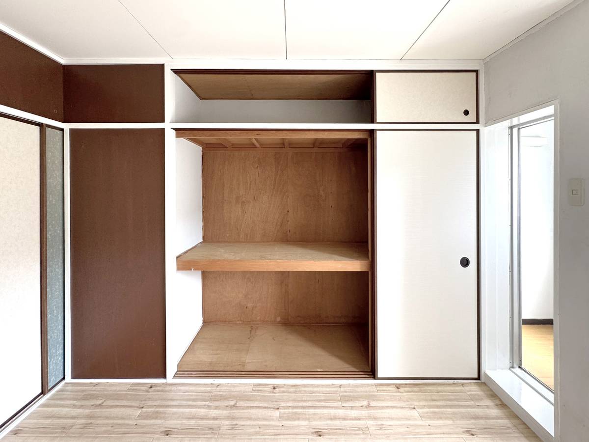 Gudang di Village House Kuraji di Katano-shi