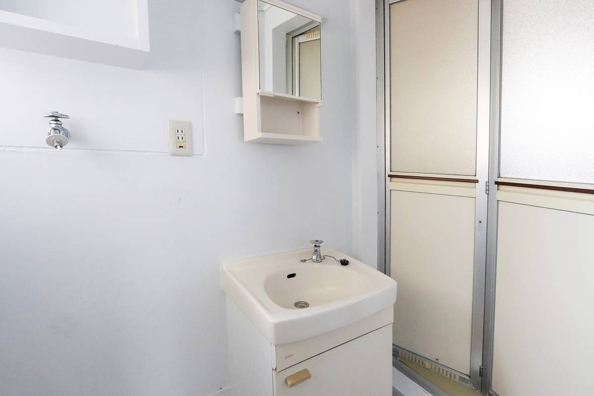 Katano-shi मा Village House Kuraji मा पाउडर रूम