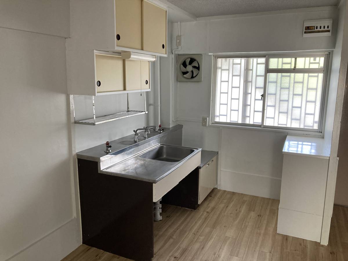 Dapur di Village House Kisabe di Katano-shi