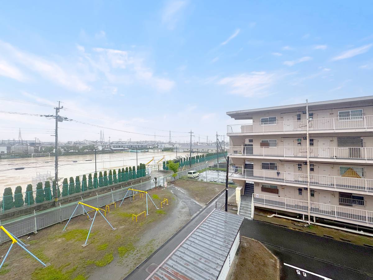 Tầm nhìn từ Village House Nishimachi ở Takatsuki-shi
