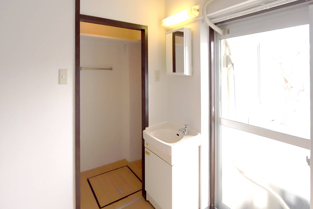 Bồn rửa mặt của Village House Kagata ở Kawachinagano-shi