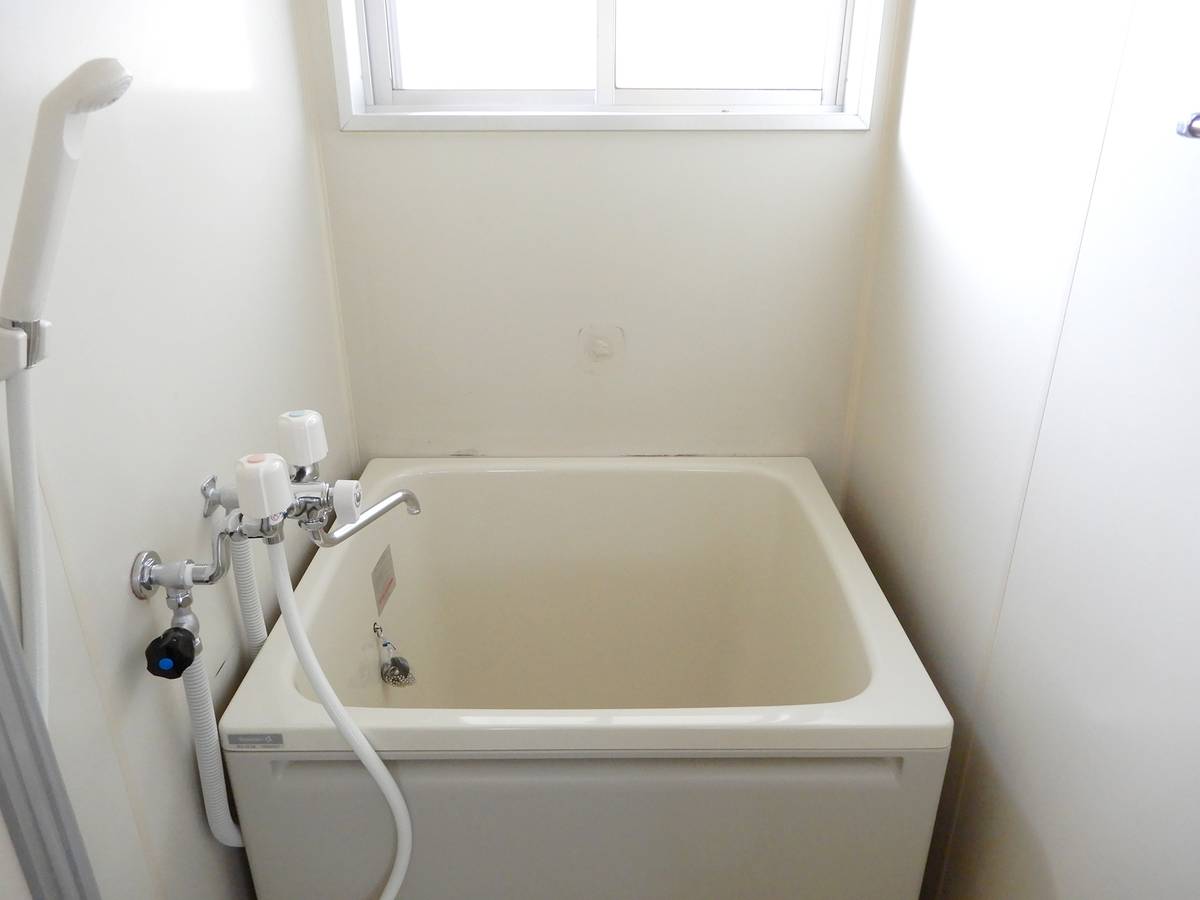 位于河内長野市的Village House 加賀田的浴室