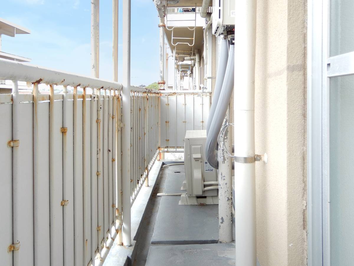 北区ビレッジハウス鈴蘭台のバルコニー