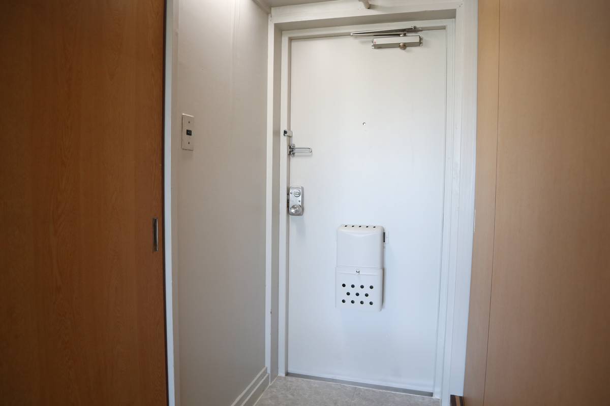 Amagasaki-shi ရှိ Village House Tsuneyoshi ၏ တိုက်ခန်းဝင်ပေါက်