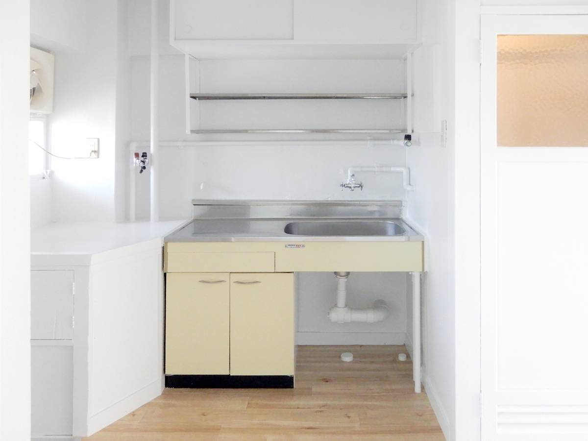 Khu vực bếp của Village House Joto ở Himeji-shi