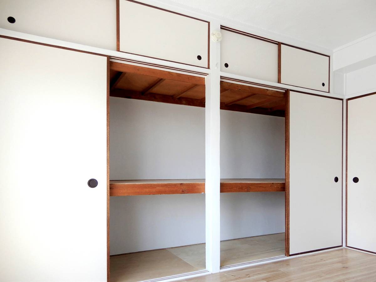 Khu vực chứa đồ của Village House Joto ở Himeji-shi