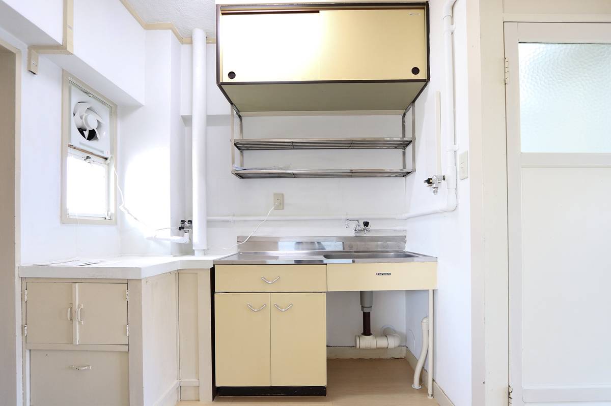 Dapur di Village House Konoike di Itami-shi