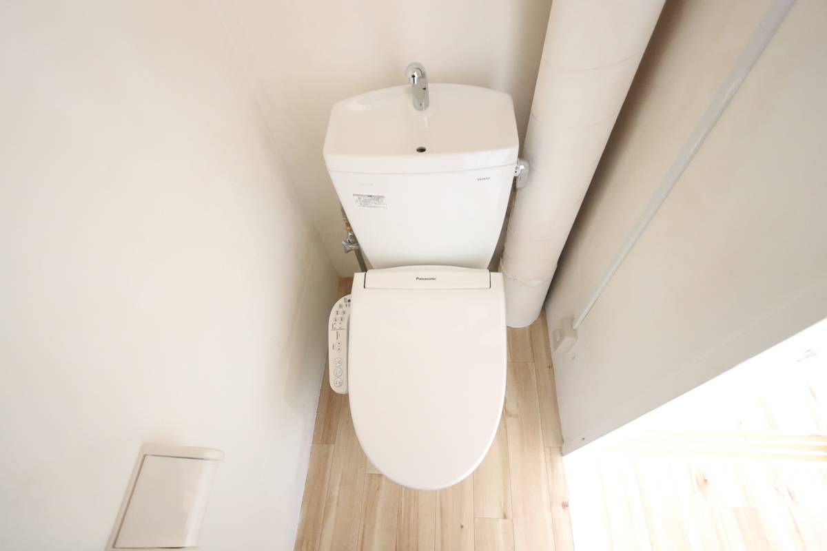 Toilet in Village House Nomura in Nishiwaki-shi