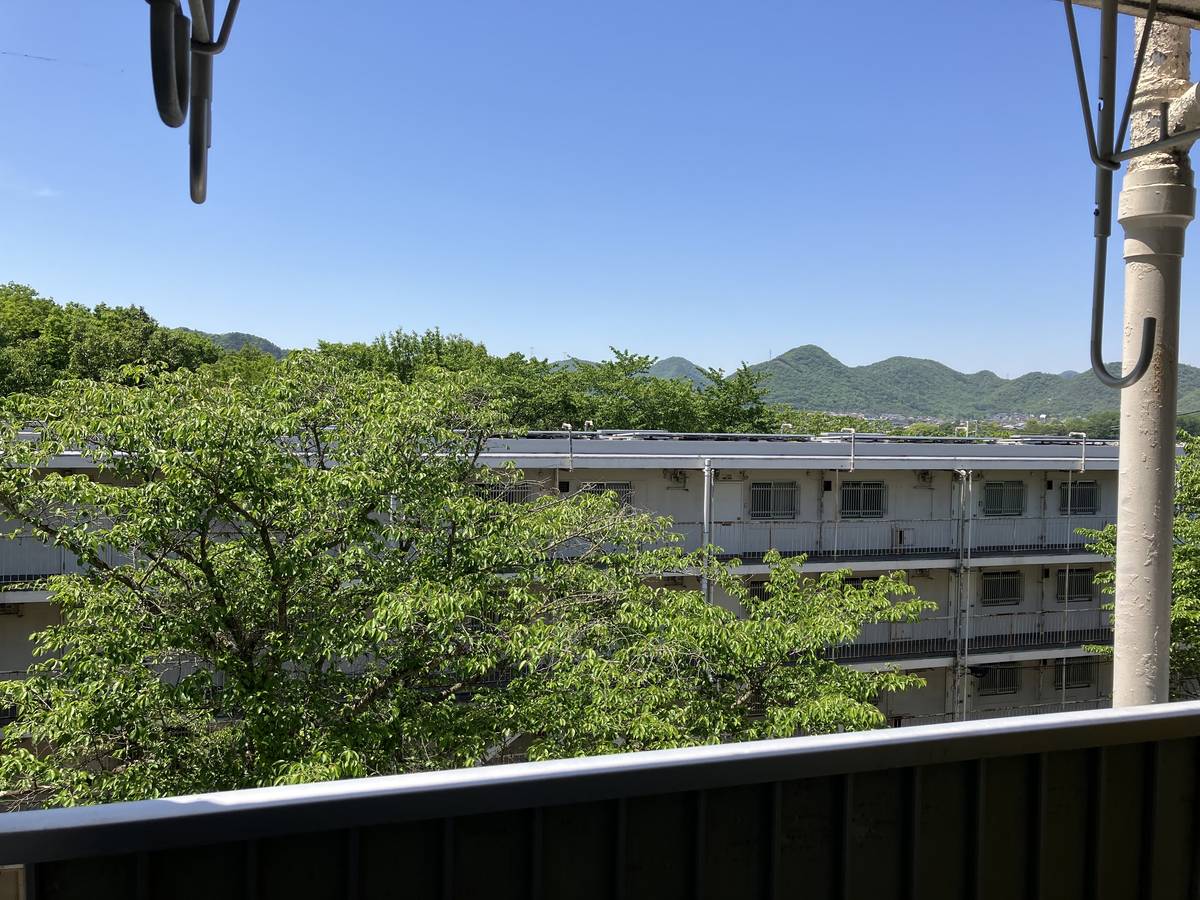 Tầm nhìn từ Village House Nomura ở Nishiwaki-shi