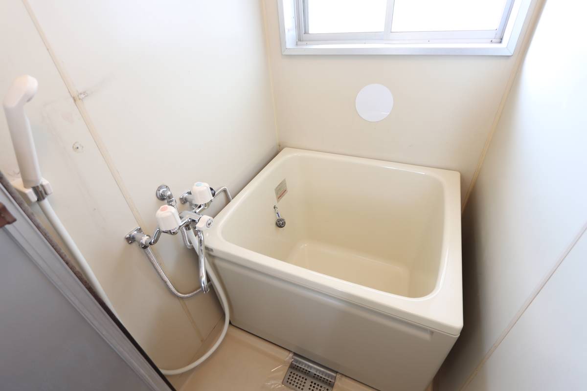 和歌山市ビレッジハウス紀三井寺のバス