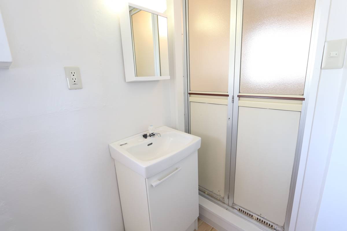 和歌山市ビレッジハウス紀三井寺の洗面所