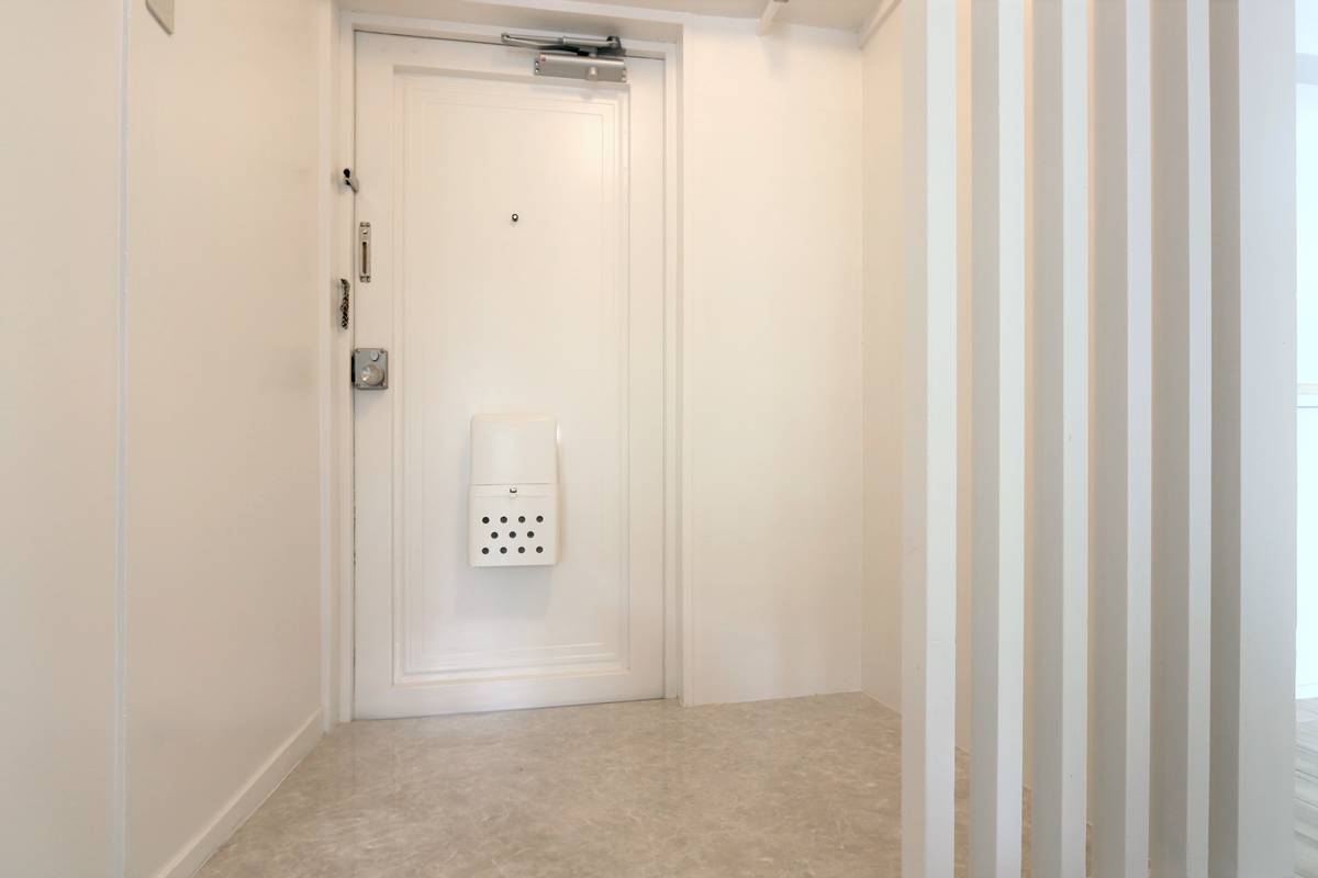 和歌山市ビレッジハウス紀三井寺の玄関