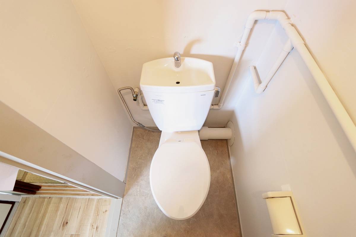 Nhà vệ sinh của Village House Takada ở Ibaraki-shi