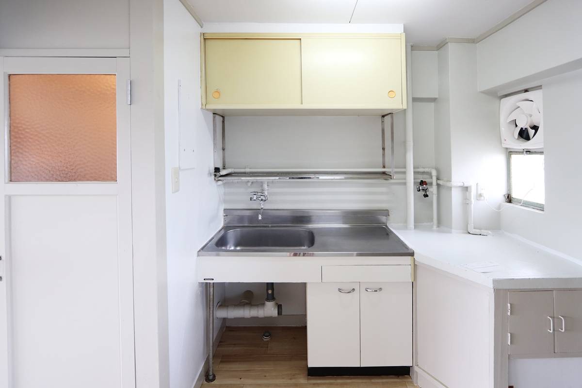 Khu vực bếp của Village House Takada ở Ibaraki-shi