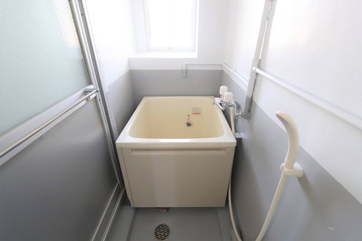 Phòng tắm của Village House Imazaike ở Himeji-shi