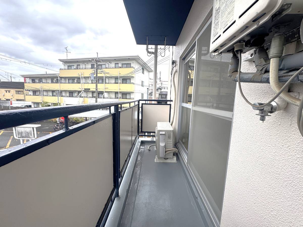 Balkon di Village House Hoshigaoka di Hirakata-shi